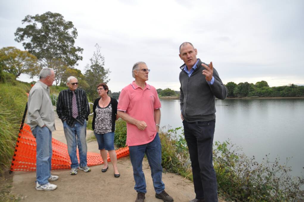 Riverbank inspection: Rocks Ferry Road residents (back l-r) Robert Toms, Greg Elliiot, Yelka Mudford and (front) Michael Connolly appreciated the opportunity to point out their concerns to Mayor Peter Besseling.