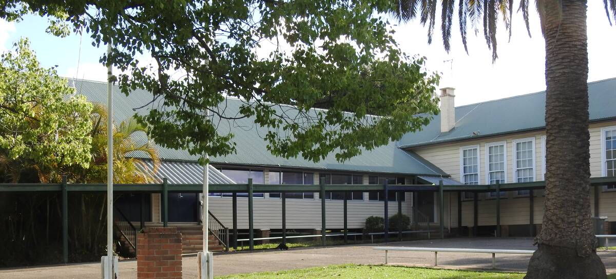 Wauchope historical society has been unable to find a venue for the century-old school building it was hoping to relocate. 
