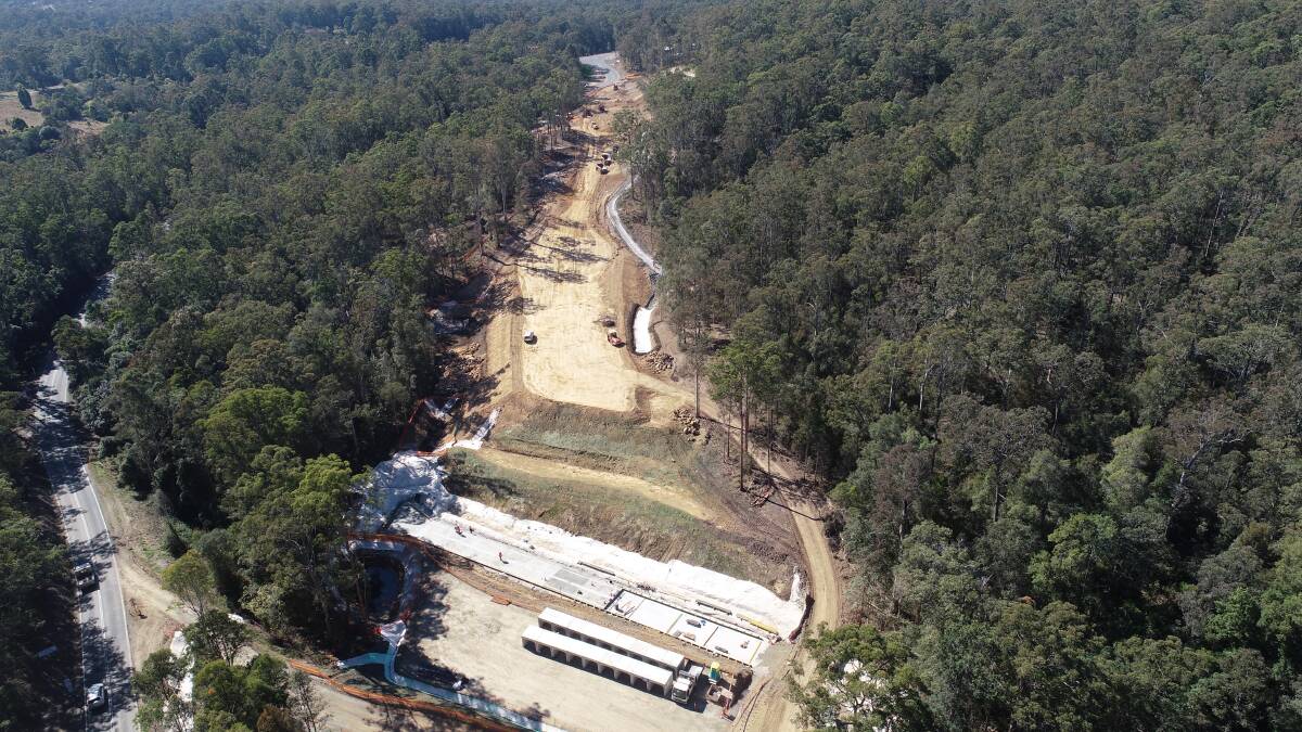 An aerial photo of work on the Oxley Highway upgrade at Rosewood, looking east.  The existing road can be seen to the left.  Photo: RMS.