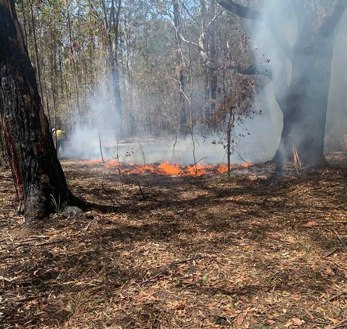Lindfield Park Road fire at Port Macquarie. Photo courtesy of Sancrox/Thrumster Rural Fire Brigade.