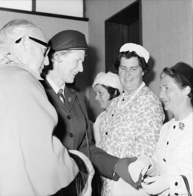 Welcome: Mayor Ald C.C. Adams introduces state commissioner for Girl Guides Lady Wyndham to local guiders Shirley Hastings, Gwen Phillips and Mrs J. Johansson, 1970.