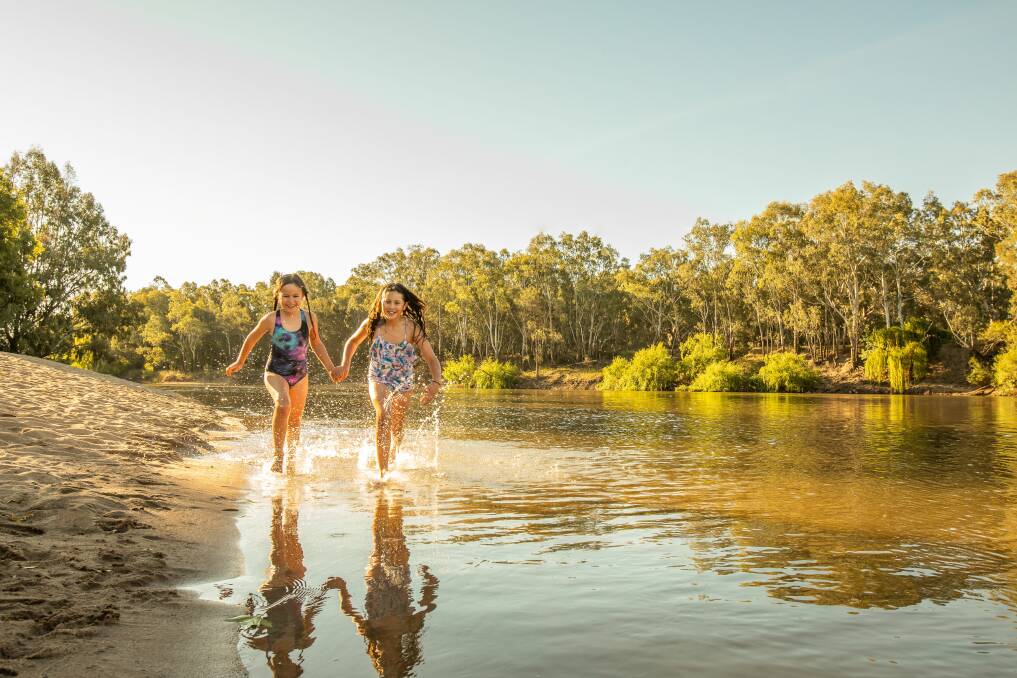 MAKE A SPLASH: Wagga kids splashing about at Wagga Beach, which is the country's ninth best Aussie beach for 2020. Picture: Visit Wagga.