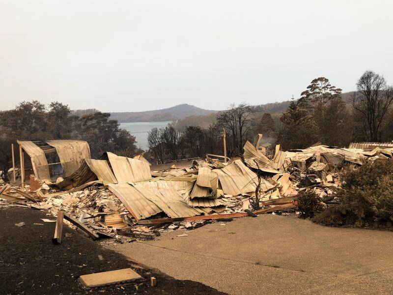 The bushfires royal commission has been told the evacuation around the Conjola area was shambolic.