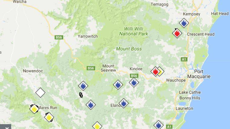 Houses lost as fires rage near Wauchope, Kempsey